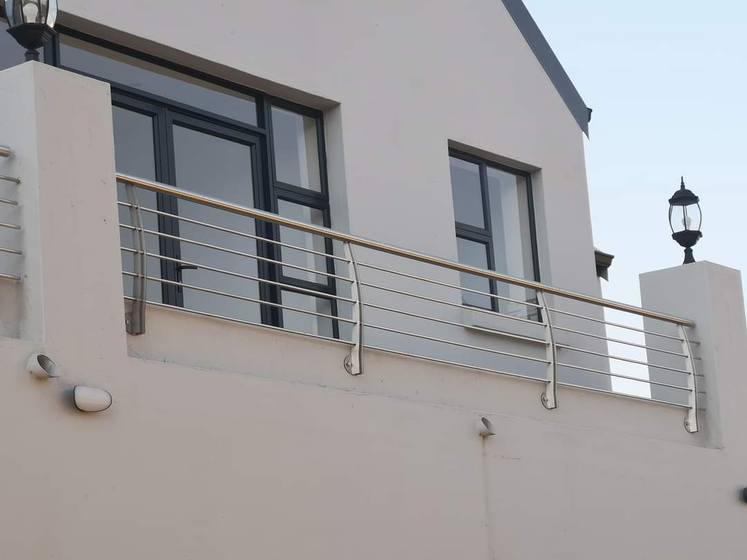 Stainless steel balcony balustrade installed by Tshwane Metal